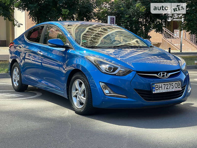 Седан Hyundai Avante 2015 в Одессе