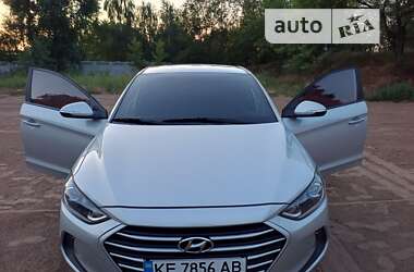 Седан Hyundai Avante 2018 в Днепре