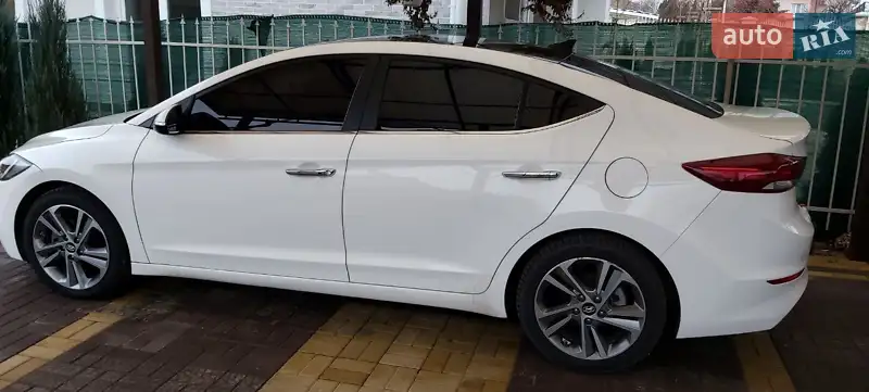 Hyundai Avante 2016