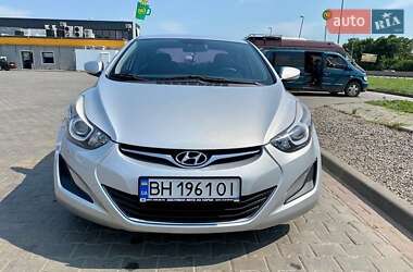 Hyundai Avante 2014