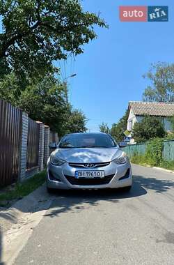 Седан Hyundai Avante 2014 в Киеве