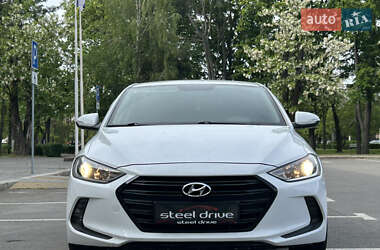 Hyundai Avante 2016 Hyundai Avante 2016