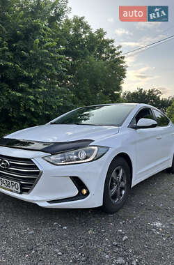 Hyundai Avante 2017