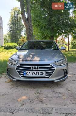 Седан Hyundai Avante 2016 в Києві