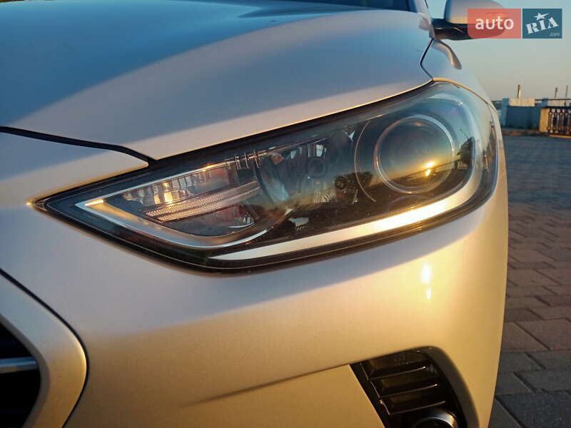 Hyundai Avante 2017