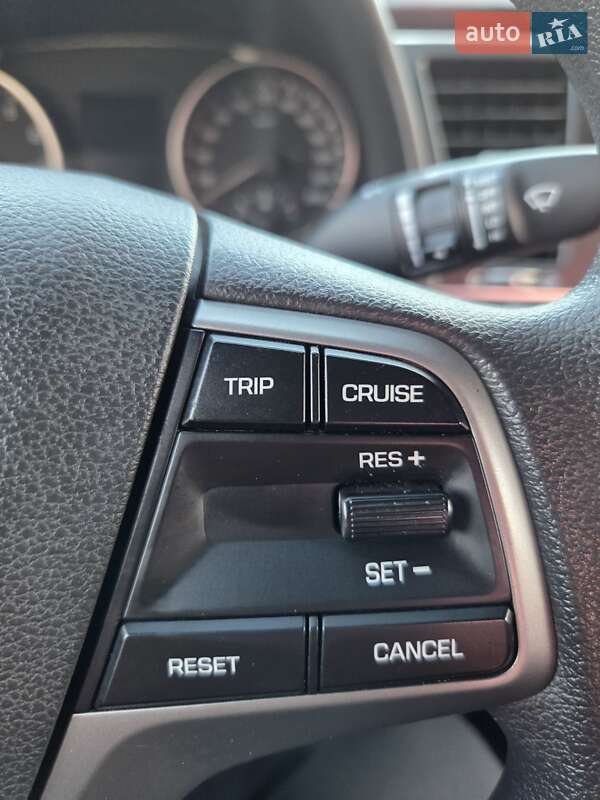 Седан Hyundai Avante 2016 в Одессе