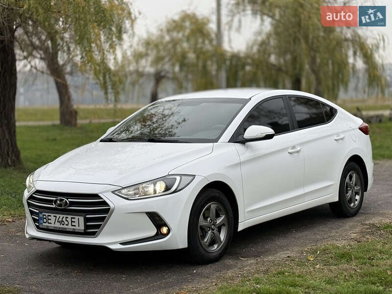 Hyundai Avante 2016 Hyundai Avante 2016