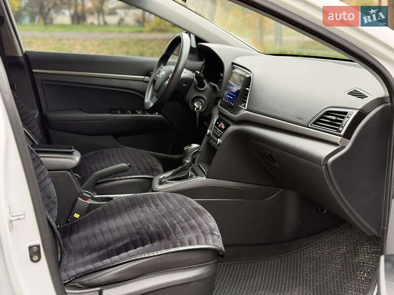 Седан Hyundai Avante 2016 в Николаеве фото 12 Седан Hyundai Avante 2016 в Николаеве