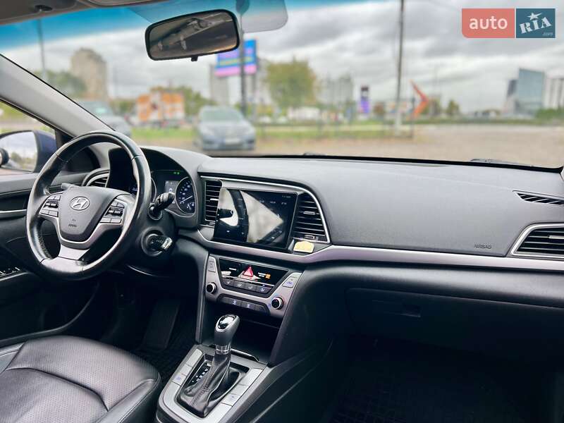 Седан Hyundai Avante 2015 в Каменке фото 19 Седан Hyundai Avante 2015 в Каменке