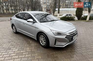 Седан Hyundai Avante 2019 в Лозовій