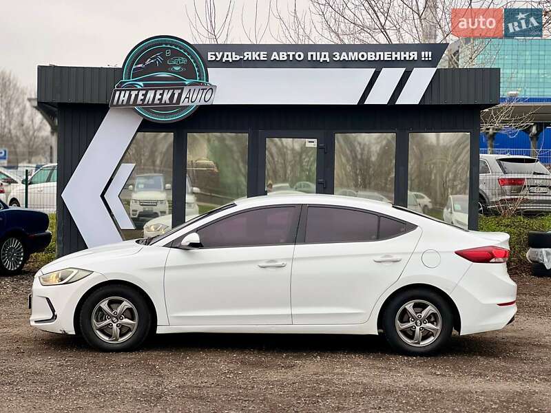 Седан Hyundai Avante 2015 в Києві фото 2 Седан Hyundai Avante 2015 в Києві