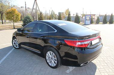 Седан Hyundai Azera 2012 в Мариуполе