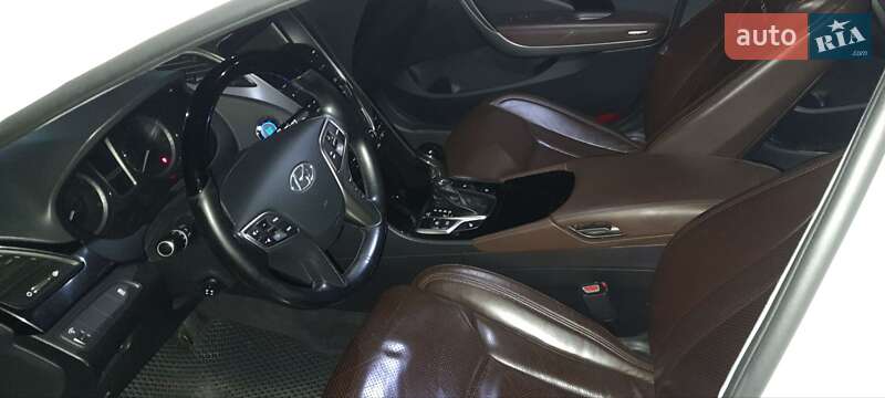 Седан Hyundai Azera 2012 в Одесі