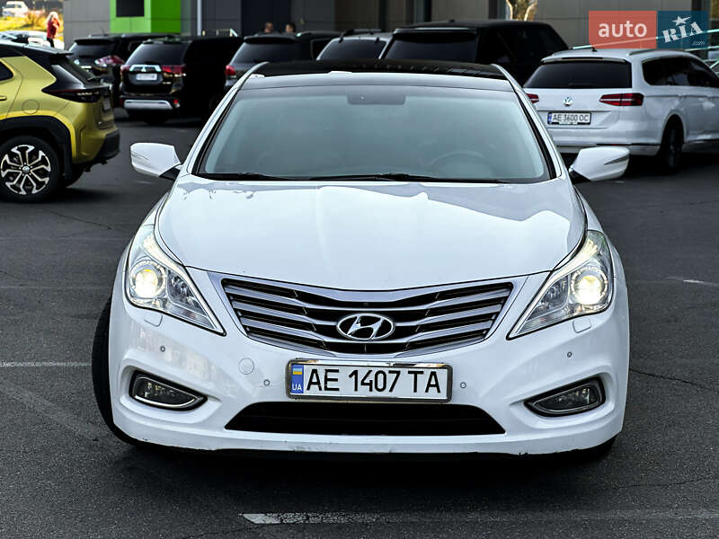 Седан Hyundai Azera 2011 в Кривом Роге