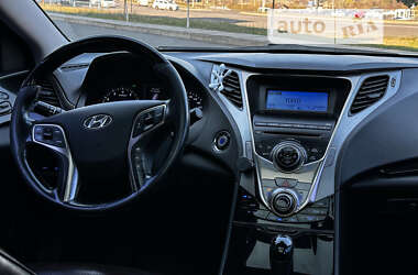 Седан Hyundai Azera 2011 в Кривому Розі