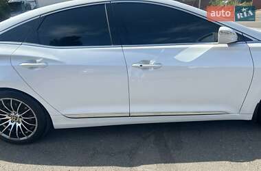 Седан Hyundai Azera 2012 в Києві