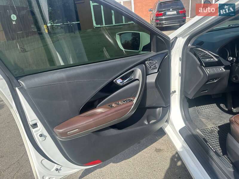 Седан Hyundai Azera 2012 в Києві