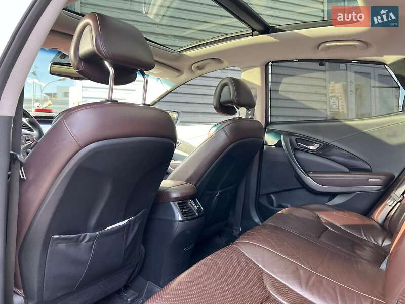 Седан Hyundai Azera 2013 в Киеве