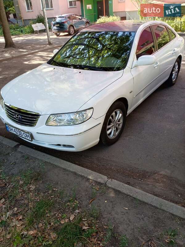 Седан Hyundai Azera 2008 в Черкассах