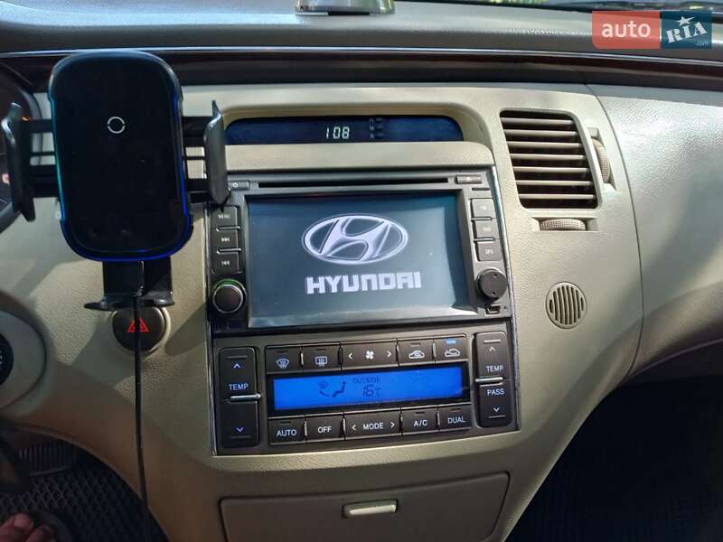 Седан Hyundai Azera 2008 в Черкассах