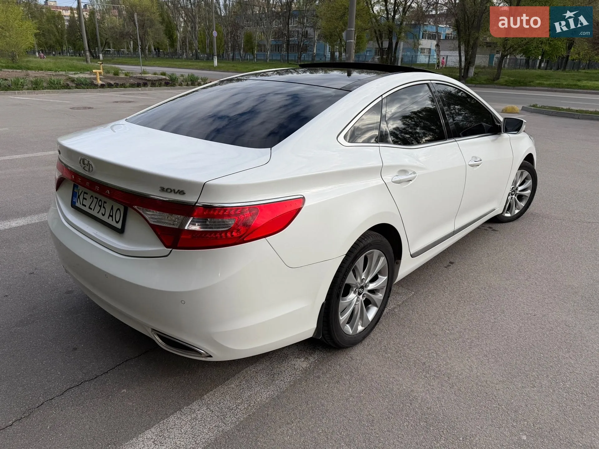 2011 Hyundai Azera - мініатюра 16