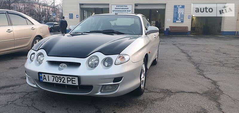 Hyundai coupe 2001