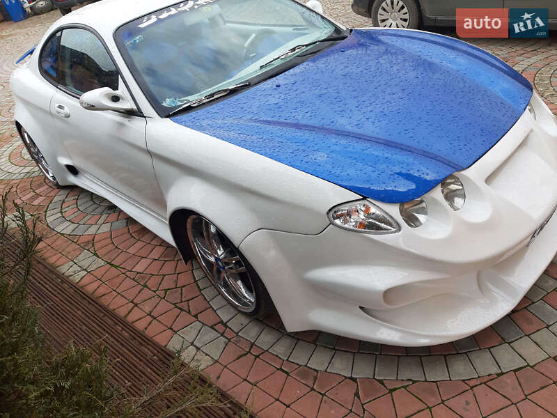 Купе Hyundai Coupe 1999 в Чернівцях