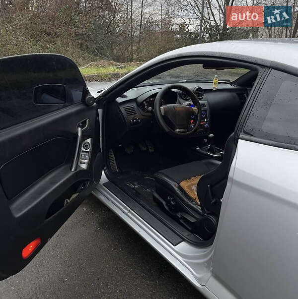 Купе Hyundai Coupe 2008 в Тячеве