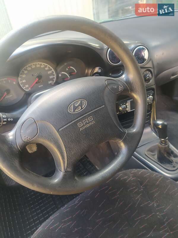 Купе Hyundai Coupe 1997 в Калуше