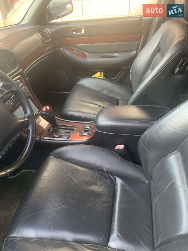 Седан Hyundai Dynasty 1998 в Тячеве