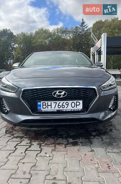 Hyundai Elantra GT 2017