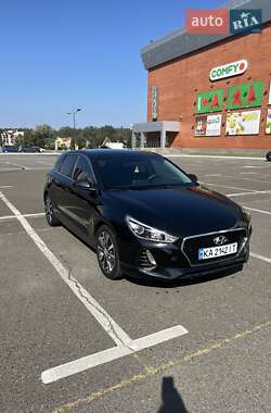 Hyundai Elantra GT 2018