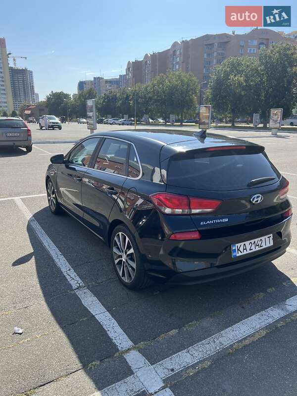 Хэтчбек Hyundai Elantra GT 2018 в Броварах