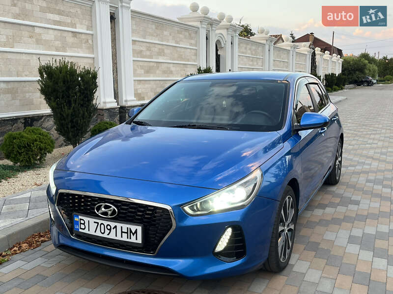 Хэтчбек Hyundai Elantra GT 2017 в Кременчуге