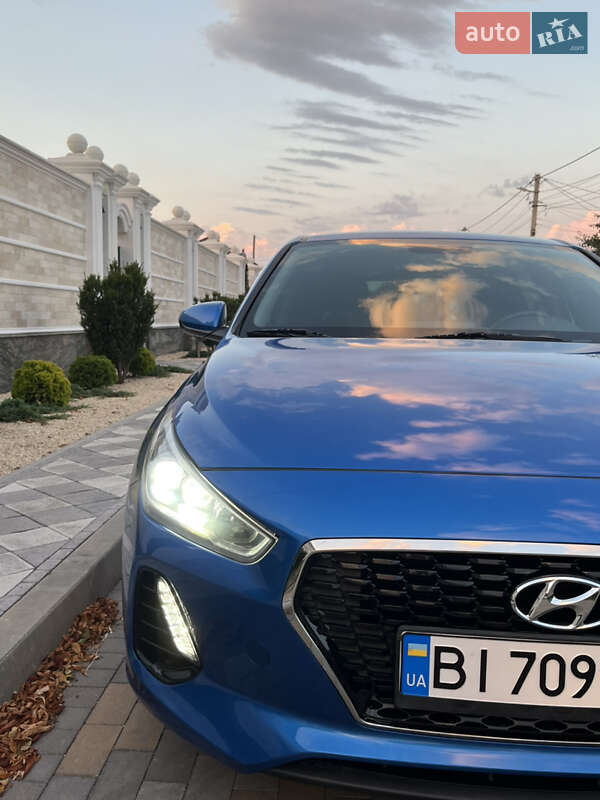 Хэтчбек Hyundai Elantra GT 2017 в Кременчуге