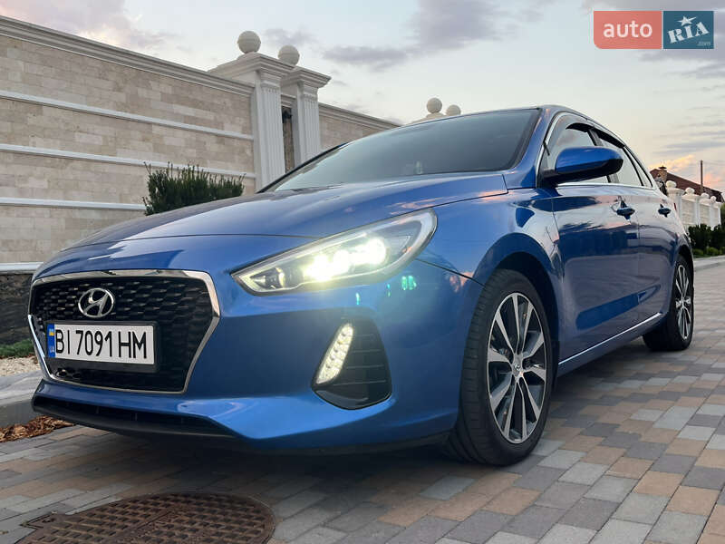 Хэтчбек Hyundai Elantra GT 2017 в Кременчуге