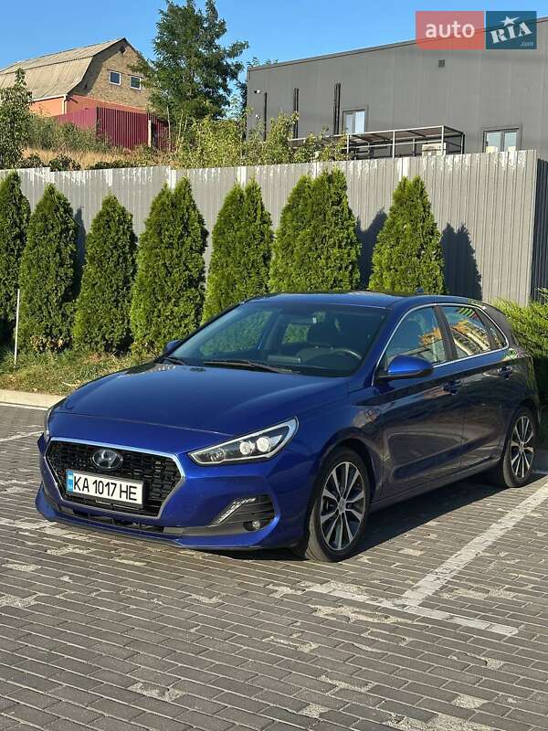 Хэтчбек Hyundai Elantra GT 2019 в Киеве