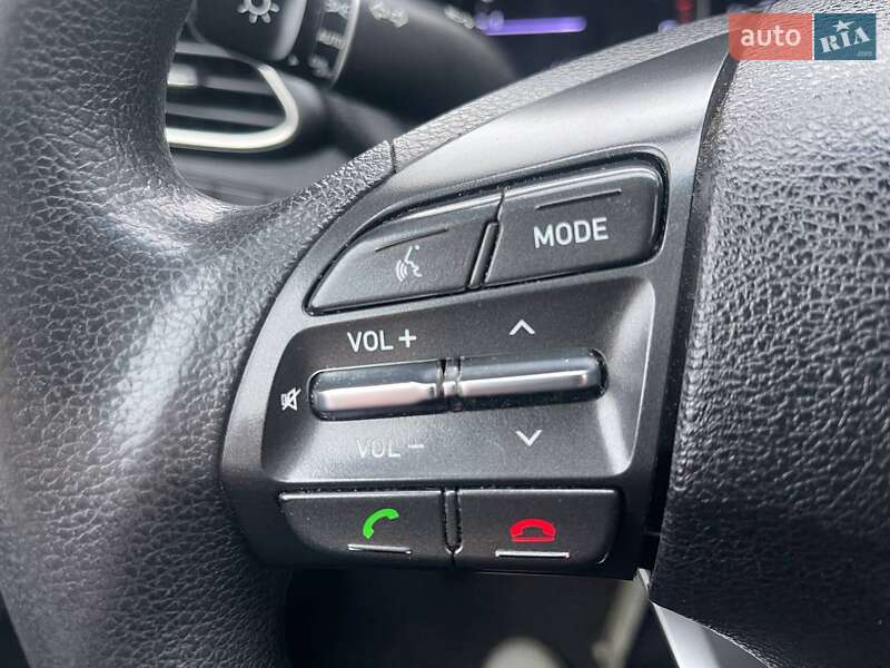 Хэтчбек Hyundai Elantra GT 2019 в Киеве