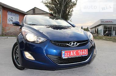 Седан Hyundai Elantra 2011 в Херсоне