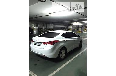 Седан Hyundai Elantra 2013 в Киеве