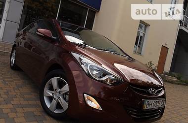 Hyundai Elantra 2012