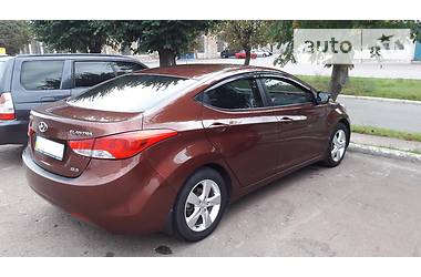 Седан Hyundai Elantra 2012 в Киеве