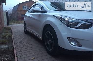Седан Hyundai Elantra 2011 в 