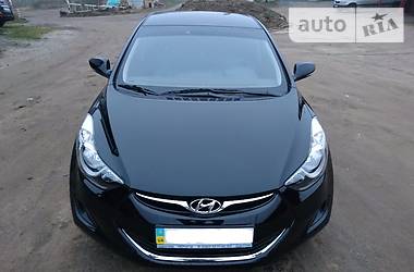 Седан Hyundai Elantra 2012 в Чернигове