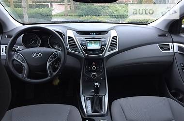 Седан Hyundai Elantra 2014 в Киеве