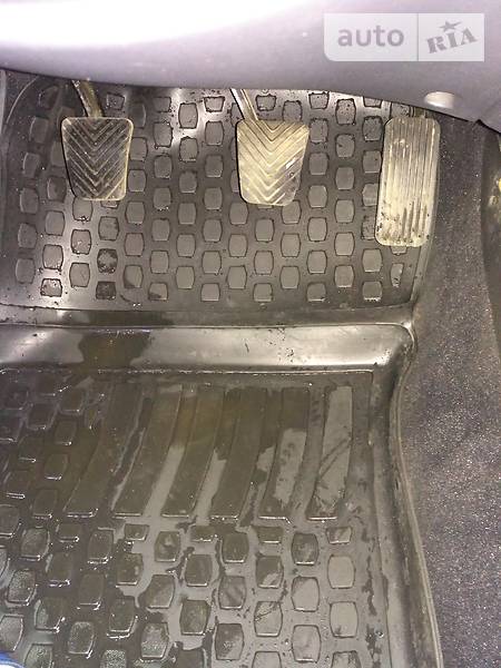 Седан Hyundai Elantra 2008 в Сєверодонецьку