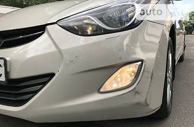 Седан Hyundai Elantra 2012 в Києві