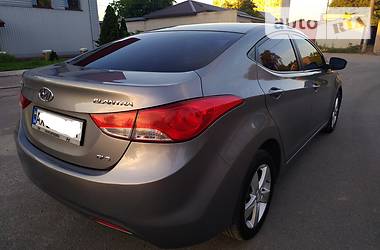 Седан Hyundai Elantra 2012 в Харькове