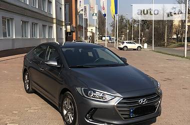 Hyundai Elantra 2016