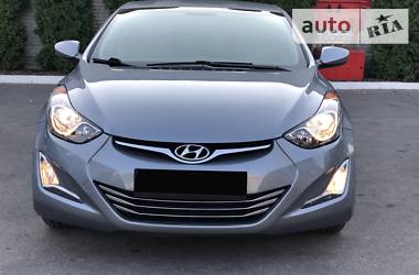 Hyundai Elantra 2013